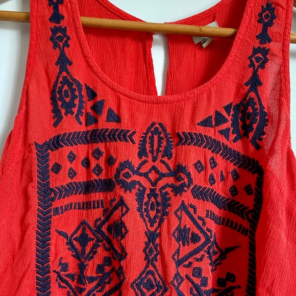 Ecote Boho XS Embroidered Open Back Tank Top - Picture 4 of 11